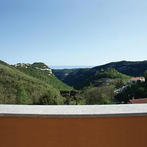 Zenestrin Alloggio per agriturismo